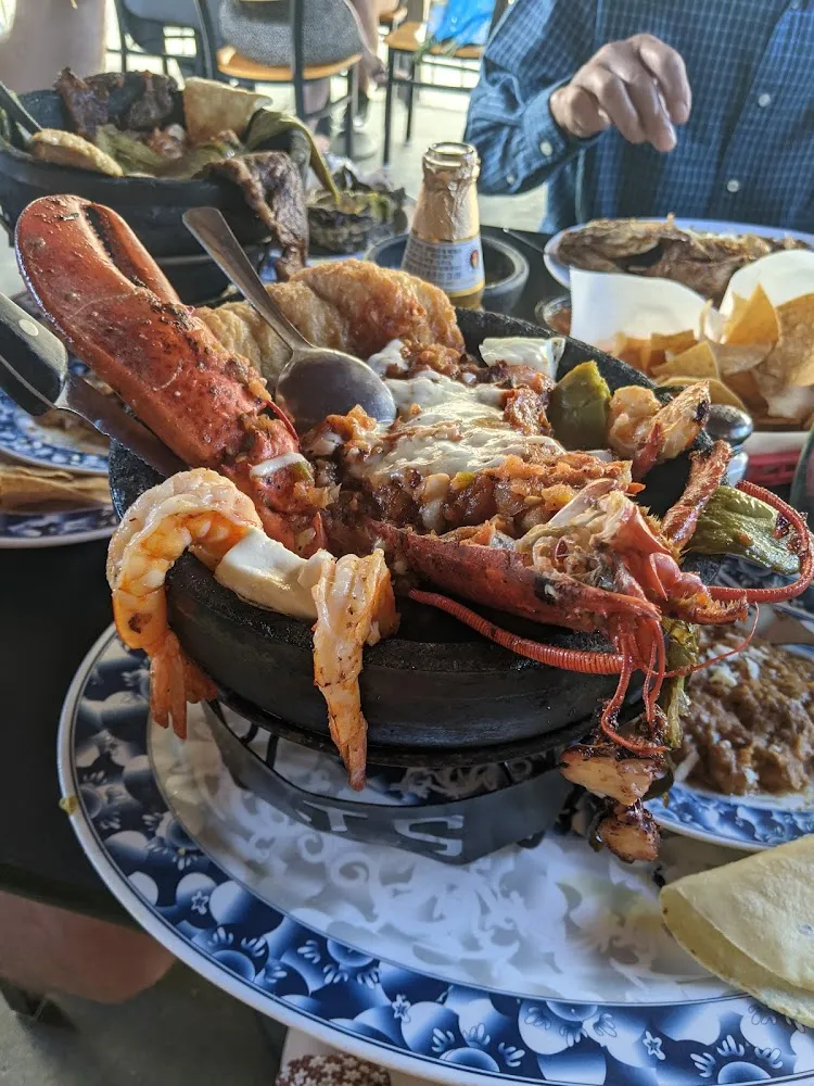 Molcajete De Mariscos Seafood Molcajete